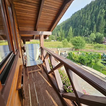 Guesthouse Kolo Druziv Tatariv Exterior photo
