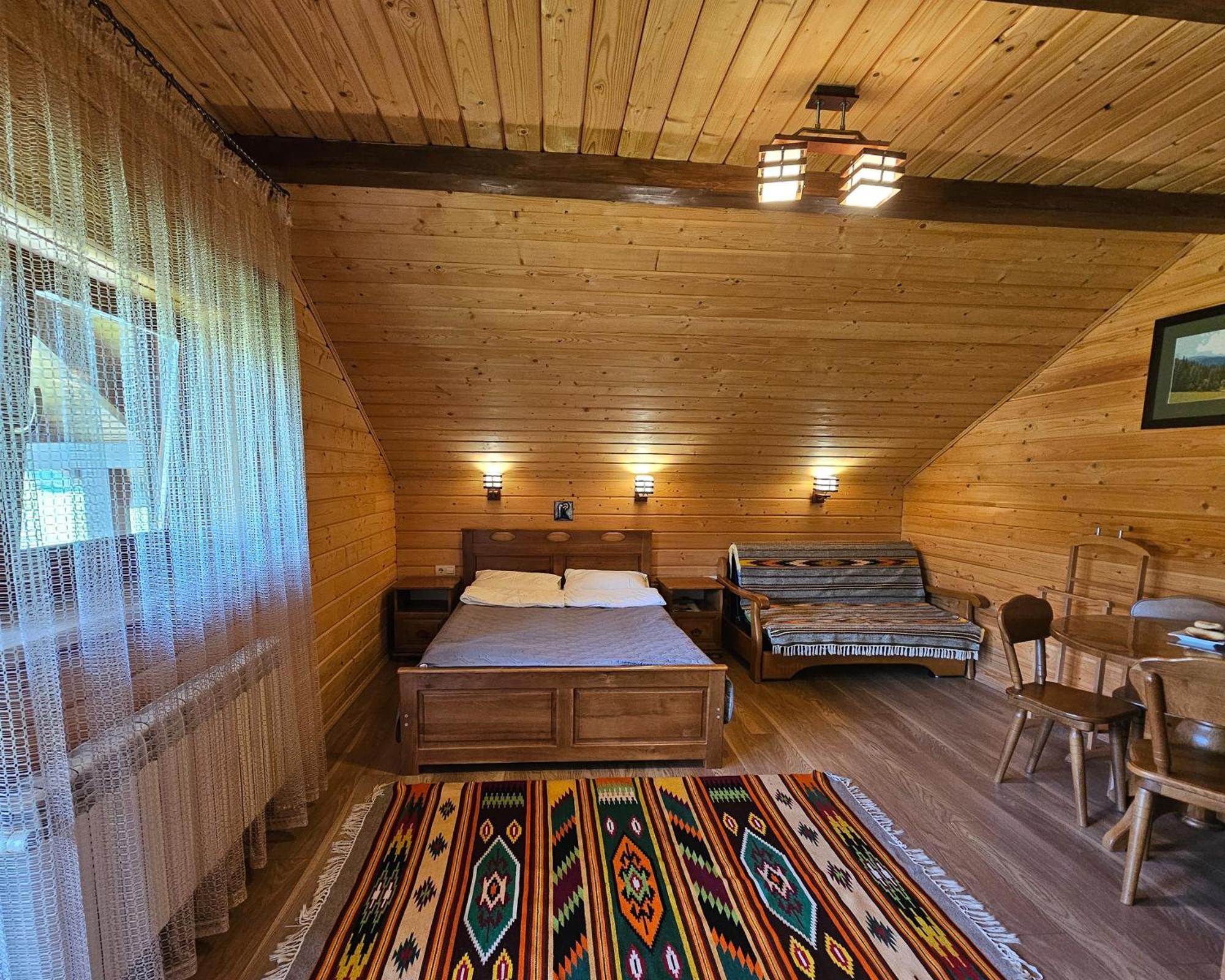Guest house Kolo Druziv