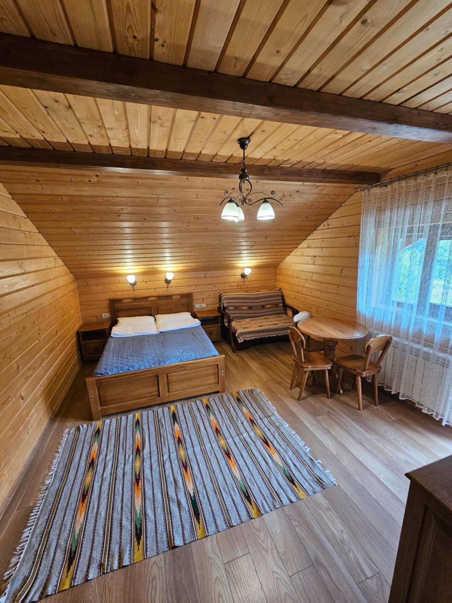Guest house Kolo Druziv